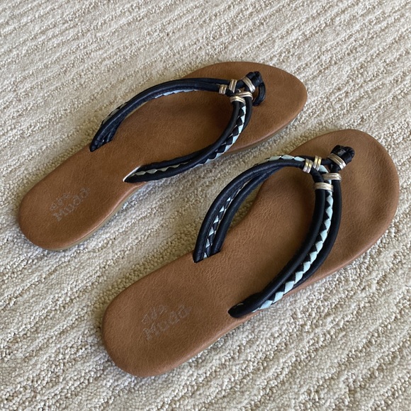 Mudd Triple Tubular Braided Sandal - Picture 3 of 11